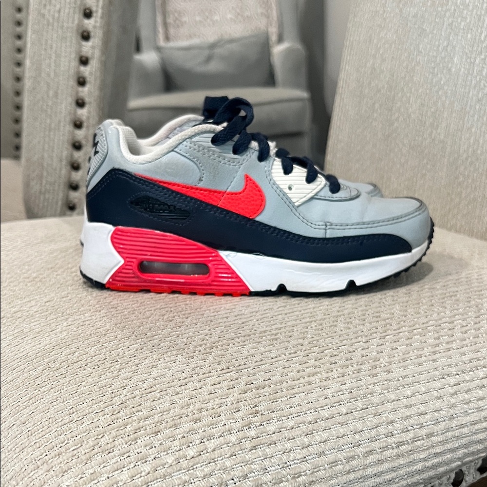 Boys Nike air max 90’s
